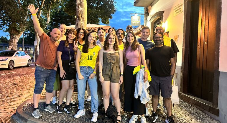 Kneipentour durch Funchal: Authentische lokale Bars & geselliger Abend