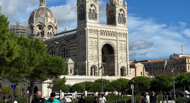 Marsella en Tres Horas: Tour Panorámico en Minibús para Cruceristas