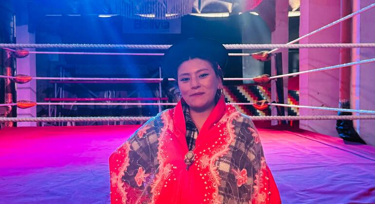 Espectáculo de lucha libre de las cholitas y visita a la galería de arte