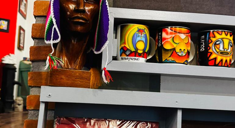Espectáculo de lucha libre de las cholitas y visita a la galería de arte