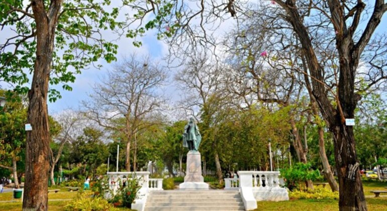 Tour a piedi nel Prado e nel centro città