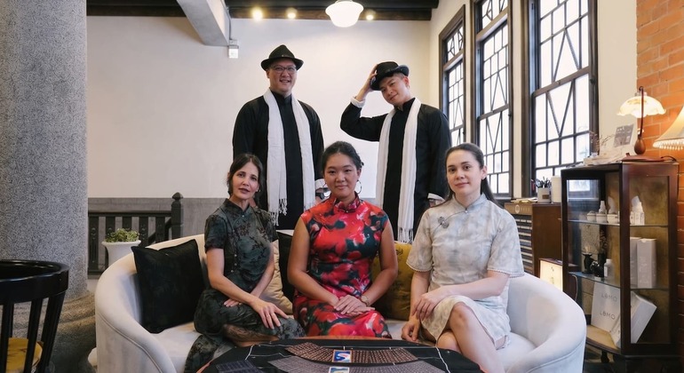 Taiwanese Tea Ceremony Workshop & Tea Tasting Experience with Qipao