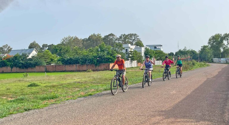 Radtour durch die Landschaft und Dörfer rund um Siem Reap