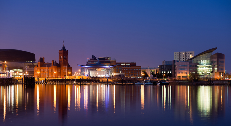 TOP Cardiff: Private Self-Guided Tour Using Your Cell Phone