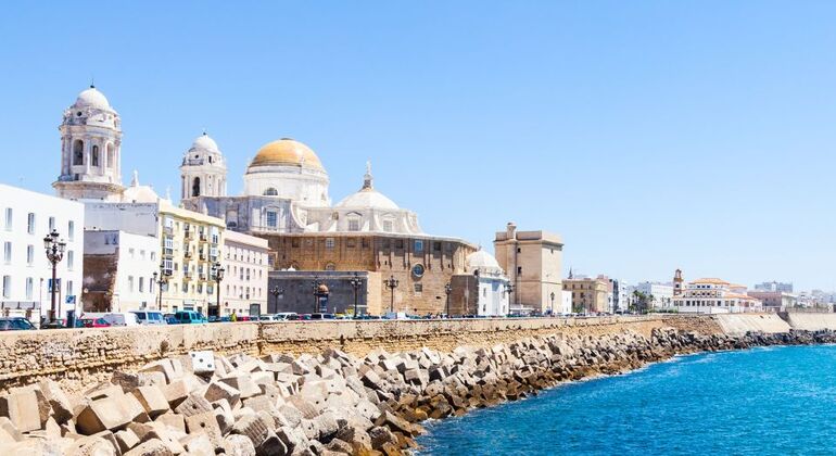 Top Cádiz: Experiencia Auto Guiada por Aplicación DareMapp