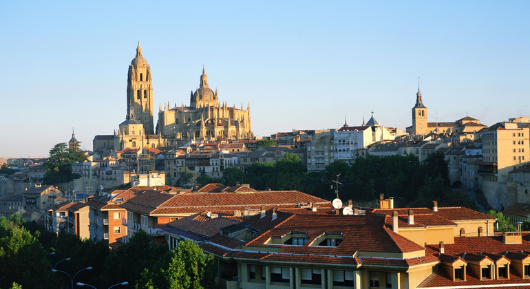 Top Segovia: Experiencia Auto Guiada por Aplicación DareMapp
