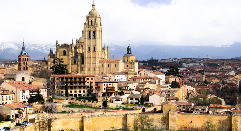 Top Segovia: Experiencia Auto Guiada por Aplicación DareMapp
