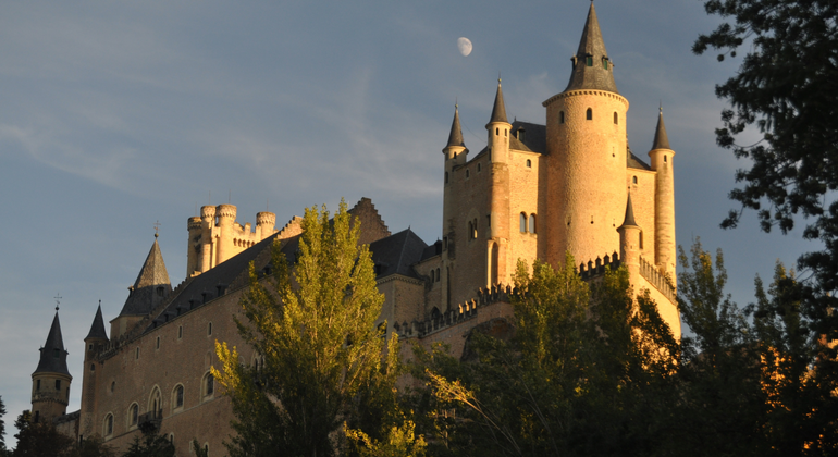 Top Segovia: Experiencia Auto Guiada por Aplicación DareMapp