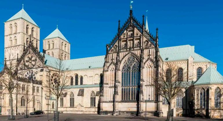Top Münster: Experiencia Auto Guiada por Aplicación DareMapp