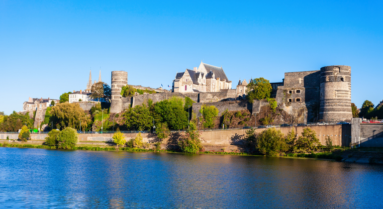 Top Angers: Self-Guided Tour Using the DareMapp App