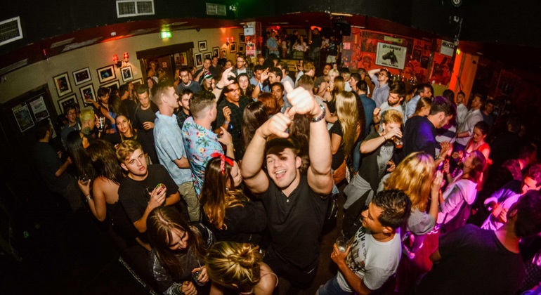 Generation Pub Crawl Dublin