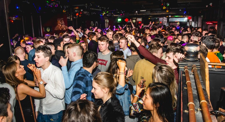 Generation Pub Crawl Dublin