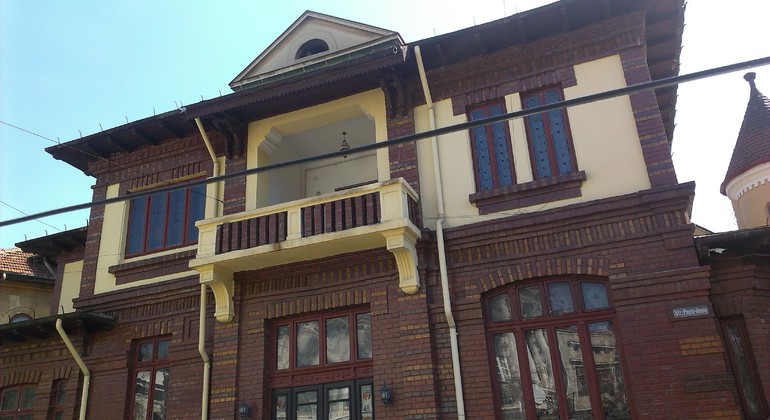 Hidden Bucharest: Markets, Neighborhoods & Flavors