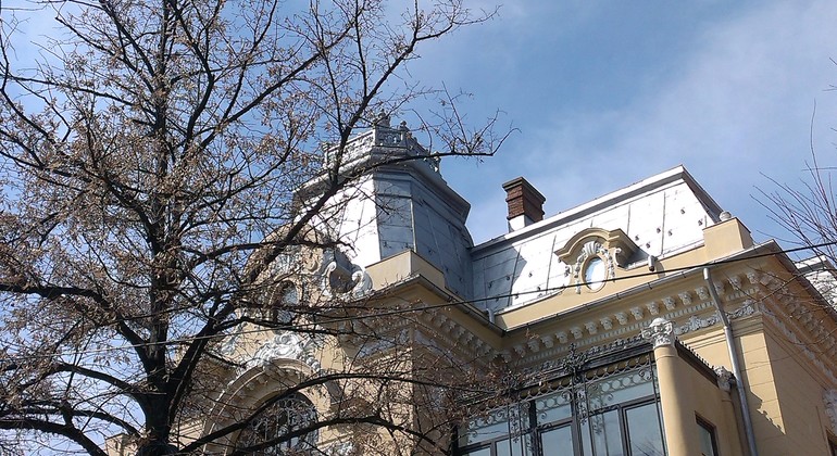 Hidden Bucharest: Markets, Neighborhoods & Flavors