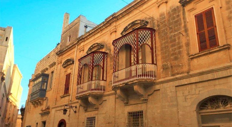 Mdina & Rabat Walking Tour with Catacombs and Grotto Entrance