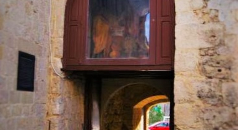Mdina & Rabat Walking Tour with Catacombs and Grotto Entrance