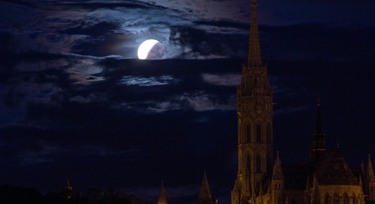 Bloody Tales from within the Castle Walls - Night Walking Tour