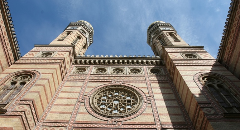 Jewish Heritage Private Small Tour of Budapest