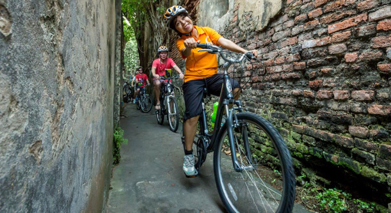 Go Pink - Bangkok Chinatown Tour mit dem Fahrrad