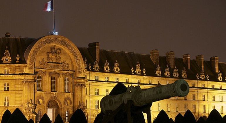 Paris Night Tour