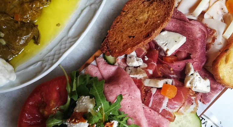 Athens Food & Walking Tour