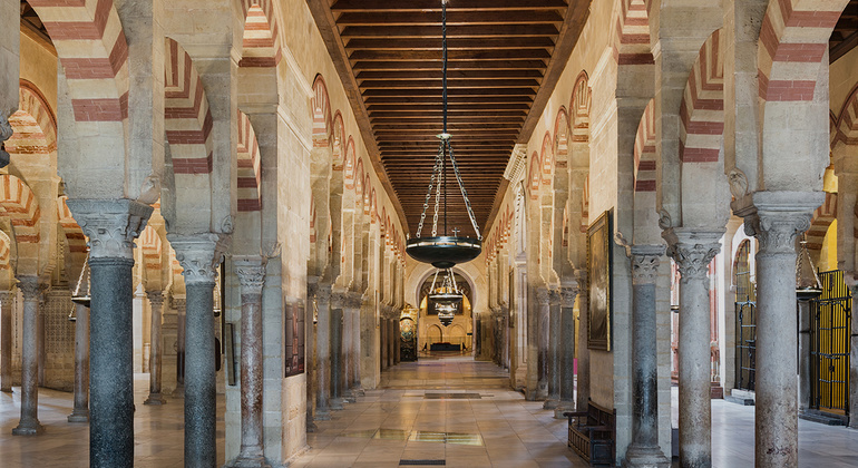 Córdoba: el Recorrido a Pie de la Mezquita-Catedral con Entradas