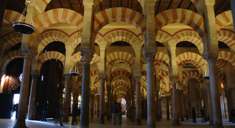 Córdoba: el Recorrido a Pie de la Mezquita-Catedral con Entradas