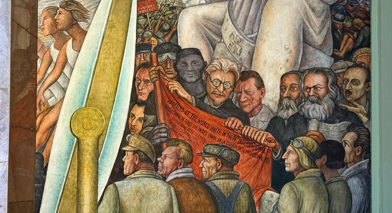 La Catrina & Muralism: Diego Rivera’s Legacy & Frida Kahlo