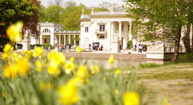 Warsaw Must-Sees by Retro Fiat Private Tour