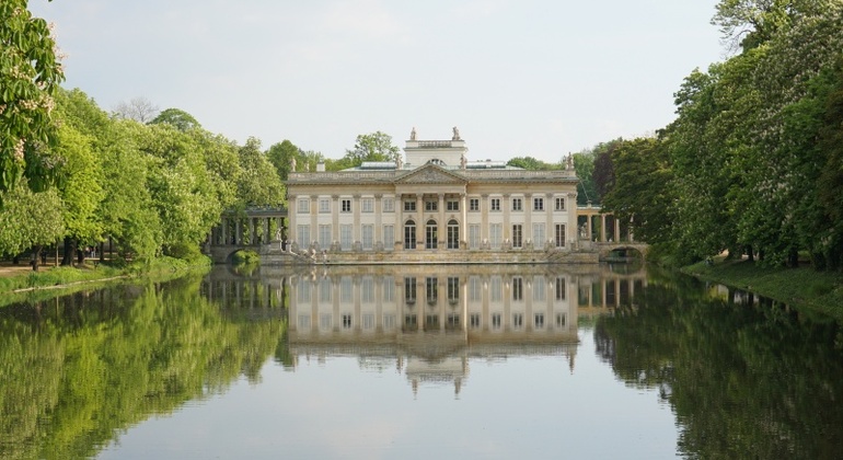 Warsaw Must-Sees by Retro Fiat Private Tour