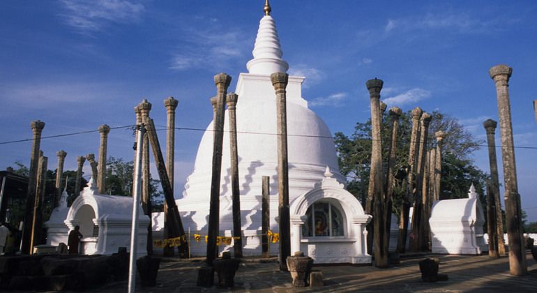 Tour en bicicleta por la ciudad antigua de Anuradhapura