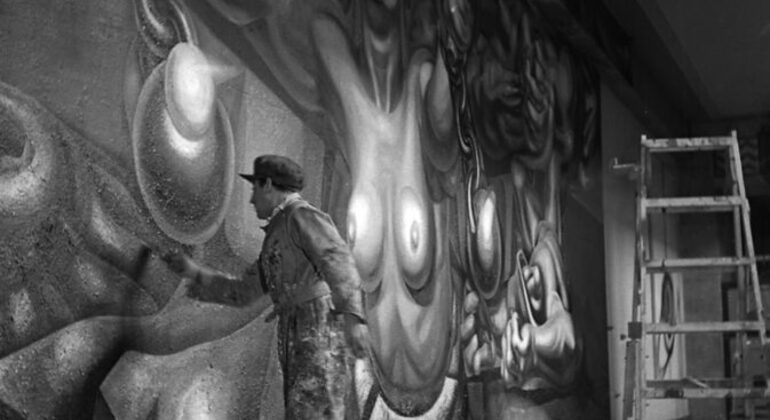 Walking Tour Murals of Mexico City