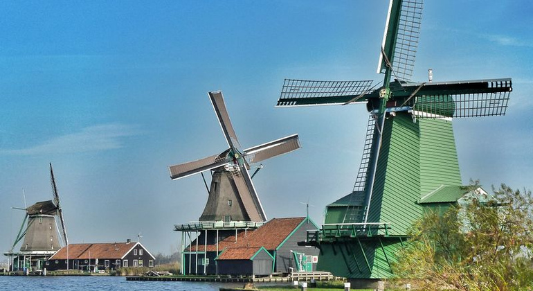 Group Tour: Windmills, Edam, Volendam & Marken