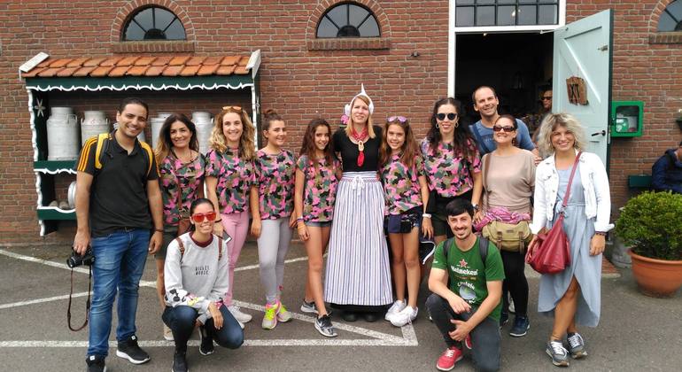 Group Tour: Windmills, Edam, Volendam & Marken