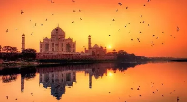 Sonnenaufgangstour zum Taj Mahal am selben Tag