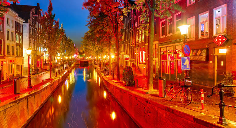 Red Walking Tour in Amsterdam