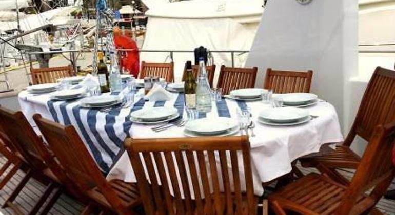 Saronic Gulf Sailing Excursion