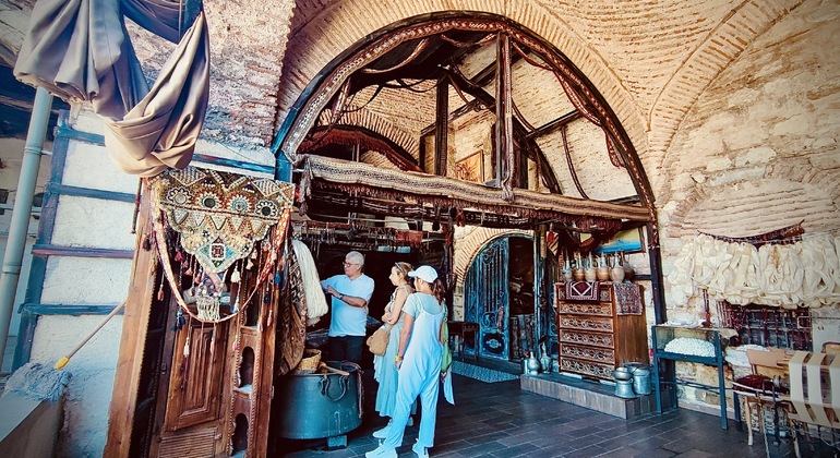 Best of Istanbul: Basilica Cistern, Blue Mosque, Grand Bazaar