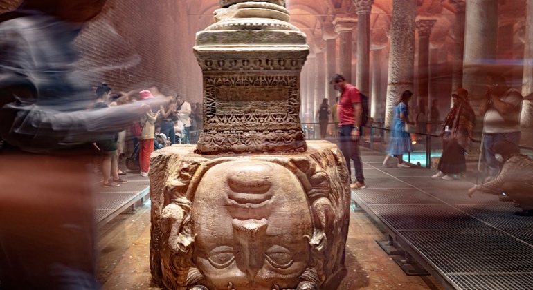 Best of Istanbul: Basilica Cistern, Blue Mosque, Grand Bazaar