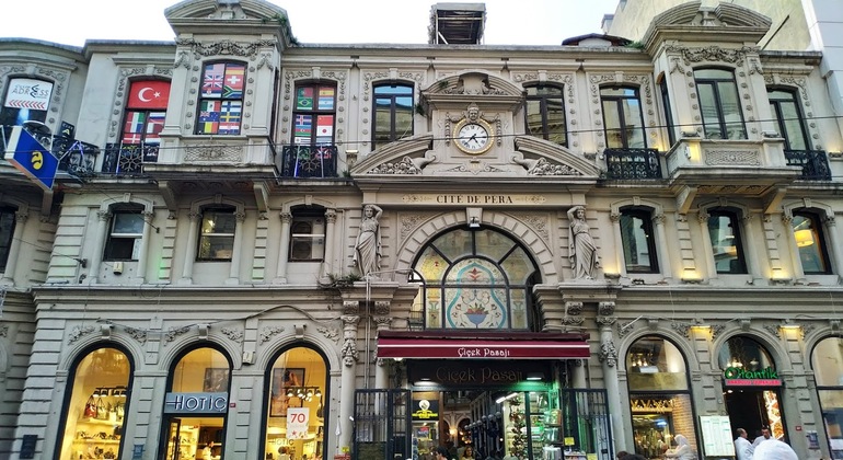Istanbul Modern City Walking: Taksim To Galata With Secret Passages