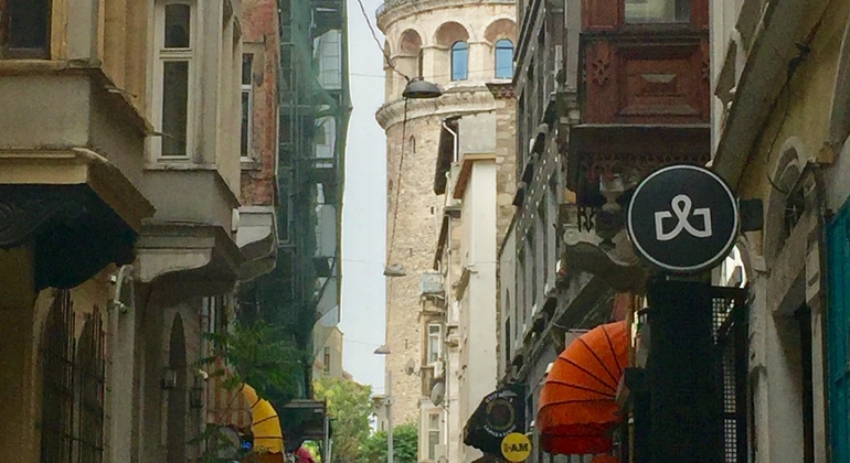 Istanbul Modern City Walking: Taksim To Galata With Secret Passages