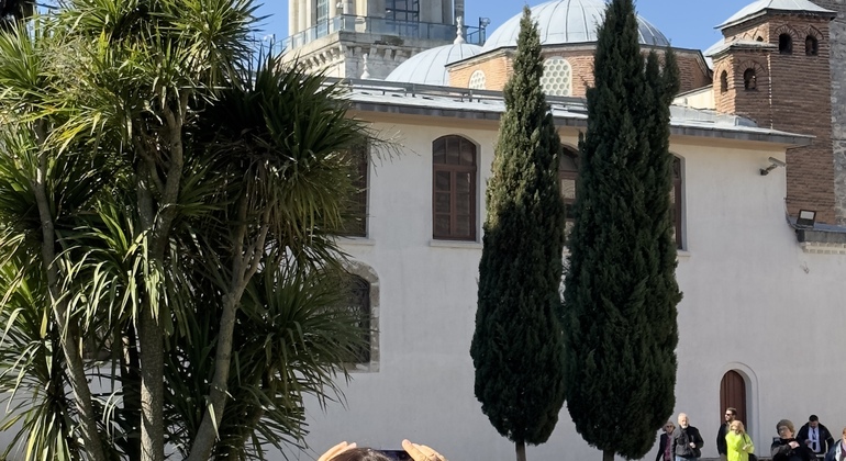 Topkapı Palace with Harem & Blue Mosque Guided Tour