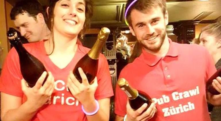 Pub Crawl Zurich - Party Tour
