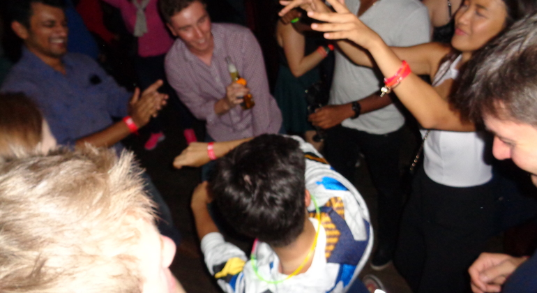 Pub Crawl Zurich - Party Tour