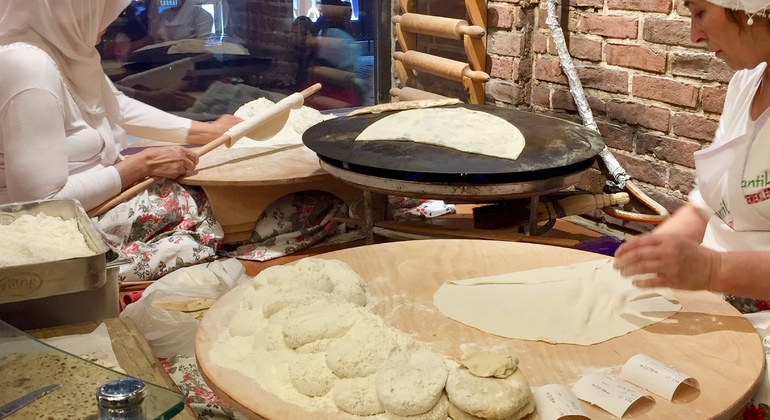 Istanbul Culinary Tour: Local Tavern & Gourmet Street Foods
