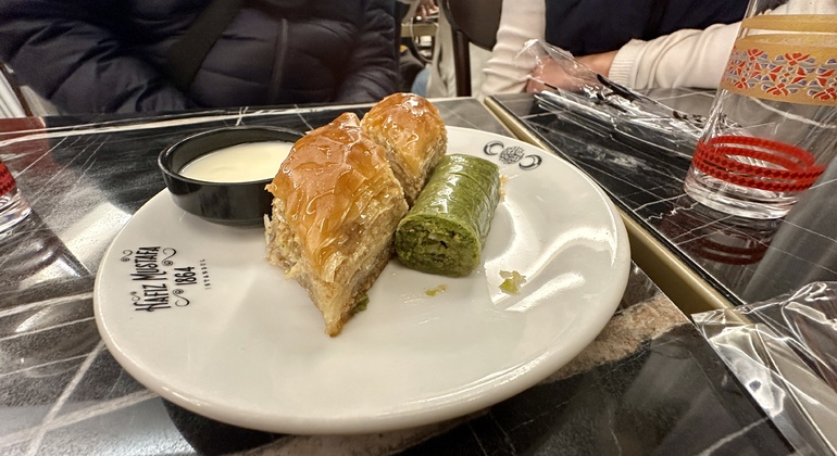 Istanbul Culinary Tour: Local Tavern & Gourmet Street Foods