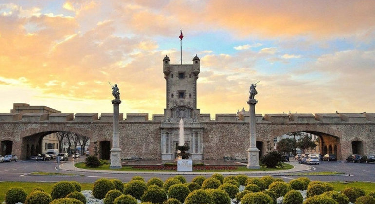 Tour de Las Cortes de Cádiz "Zona Norte"