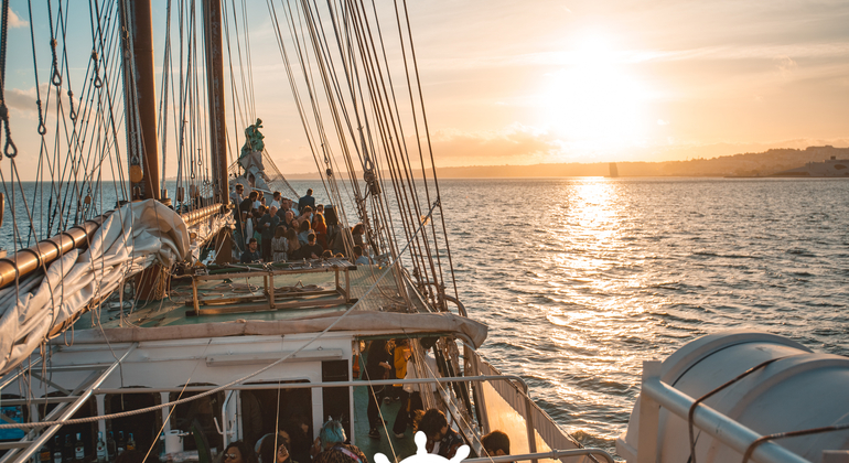 Sunset Lisbon Boat Party