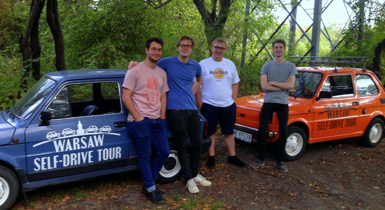 Visite de Varsovie en autoguidage à bord d'une Fiat rétro