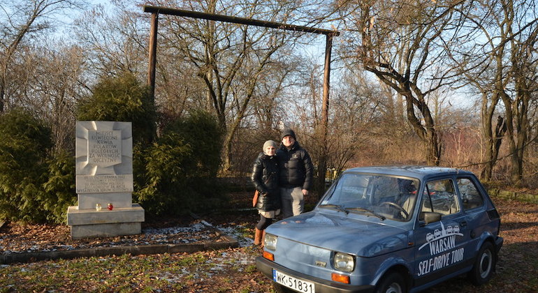 Visite de Varsovie en autoguidage à bord d'une Fiat rétro